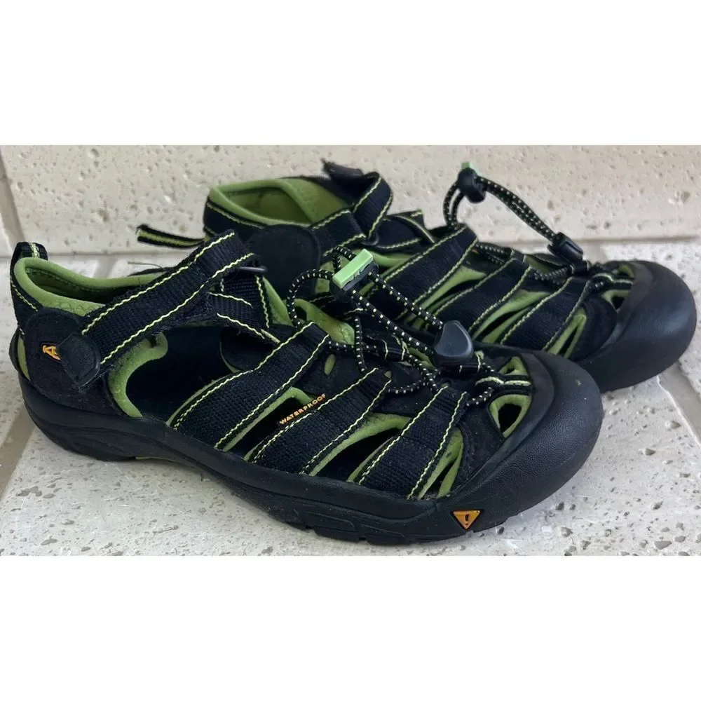 Keen NEWPORT H2 Youth Kids Black Lime Green Waterproof Sandals Size 5